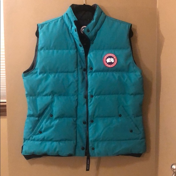 Canada Goose Jackets & Blazers - EUC Canada Goose Vest